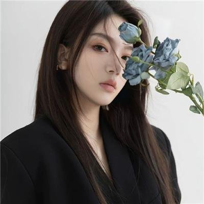 末基劳：英雄崛起